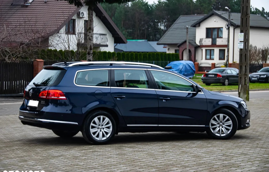 Volkswagen Passat cena 37900 przebieg: 249000, rok produkcji 2014 z Legnica małe 781